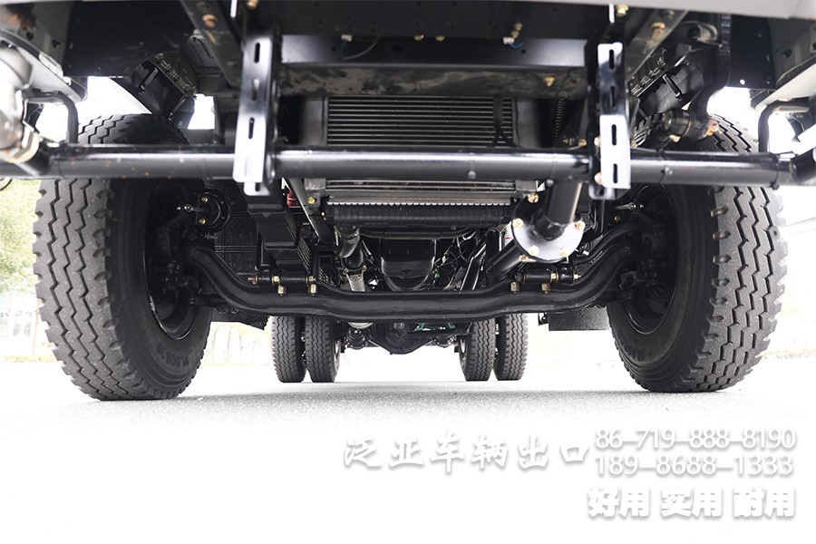 消防运水车，10方喷洒车，东风消防车，4*2水罐车，国三喷洒车，环卫绿化车，绿化喷洒车